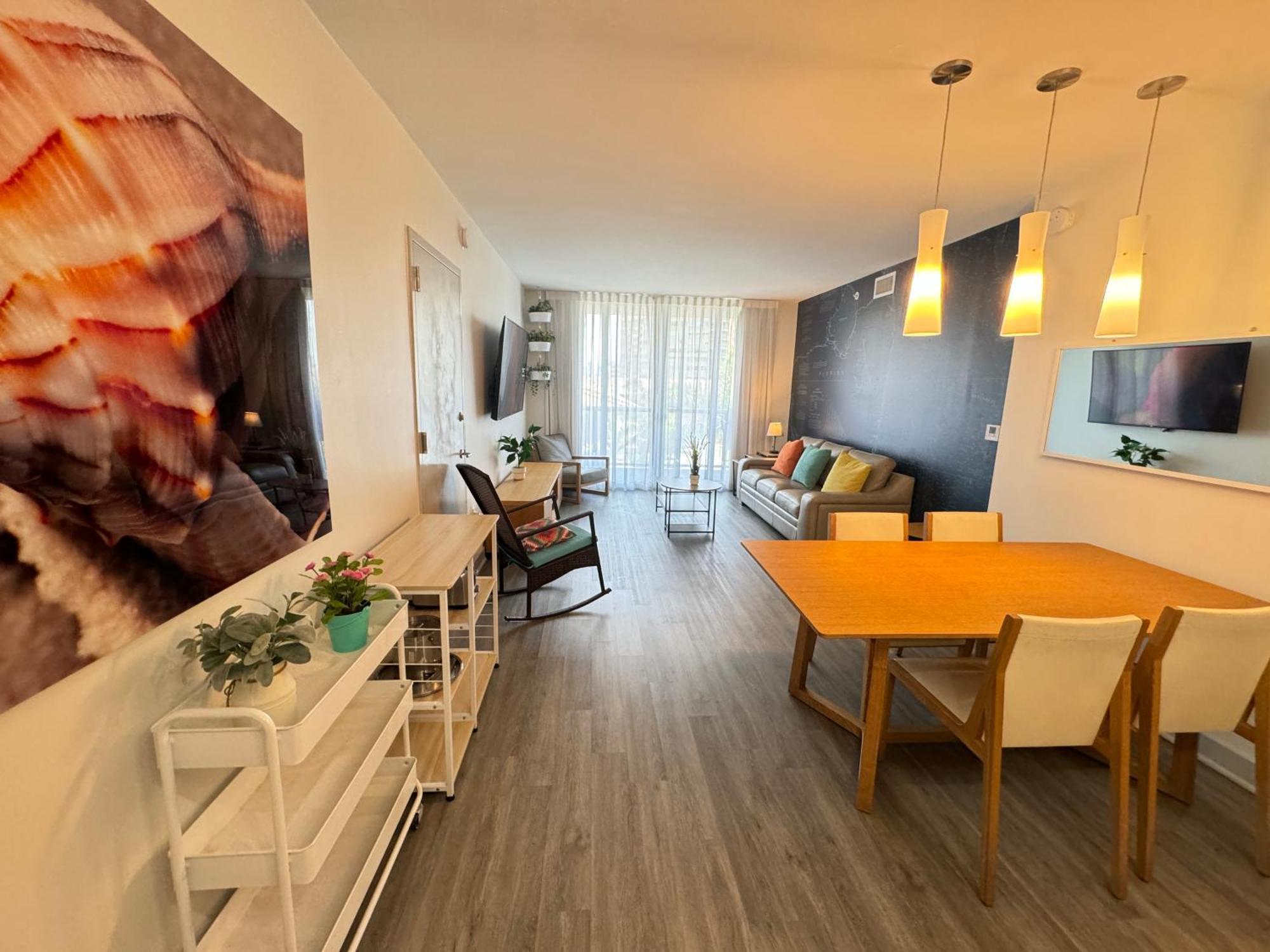 Mvr Apartments At Beachwalk Resort Hallandale Beach Eksteriør billede
