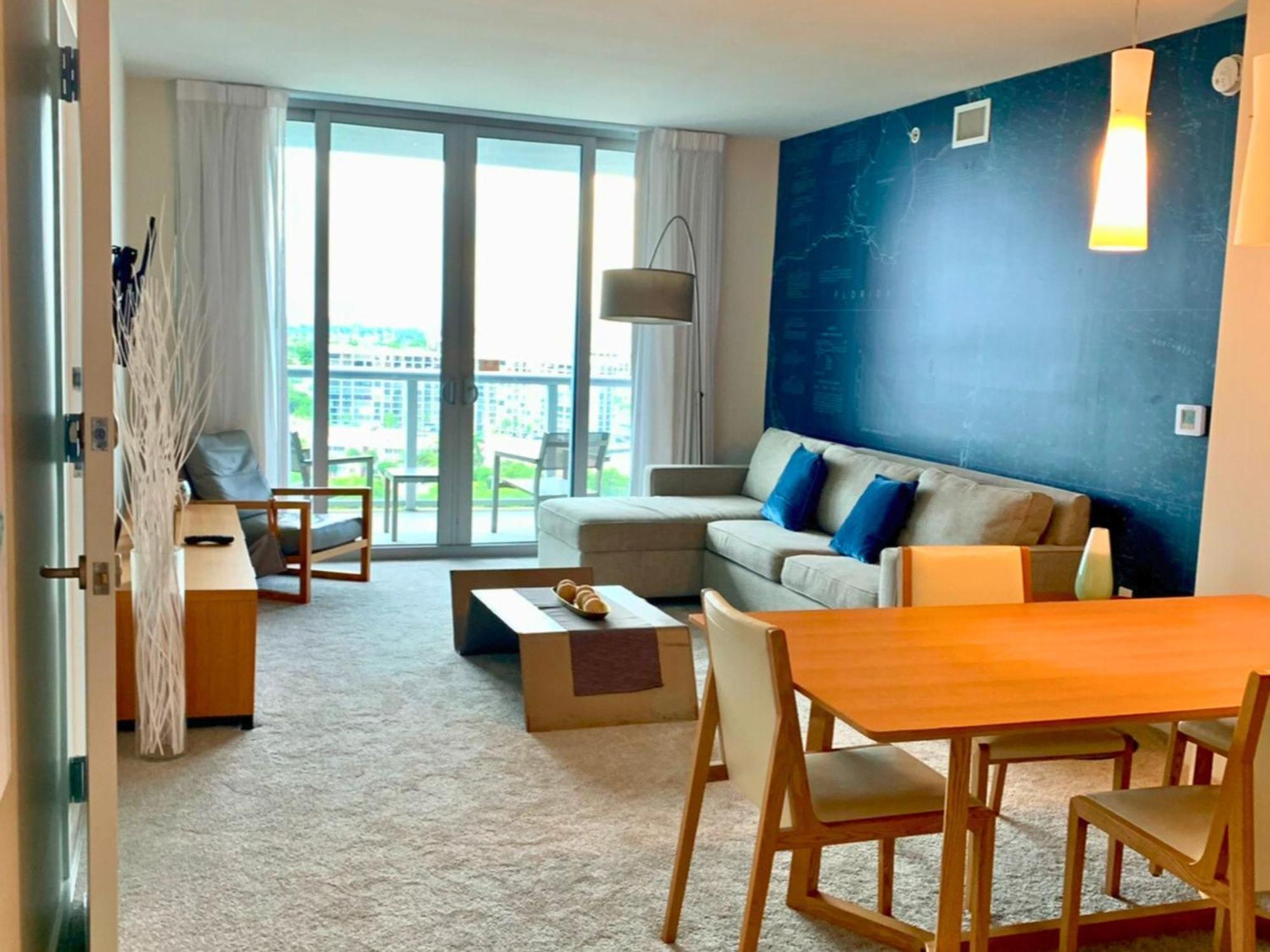 Mvr Apartments At Beachwalk Resort Hallandale Beach Eksteriør billede